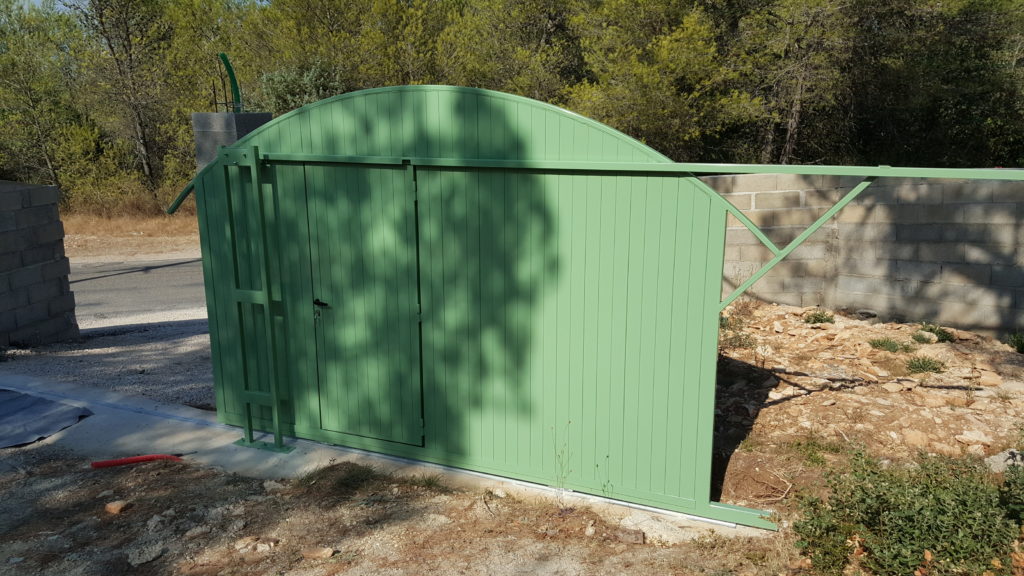 Portail coulissant - Nîmes (Gard 30)