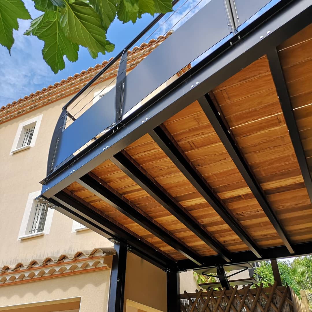 Terrasse suspendue en acier et bois Caveirac Gard 30 Terrasse suspendue en acier et bois Caveirac Gard 30