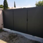 Portail coulissant aluminium, fabrication et installation, Rochefort du Gard 30